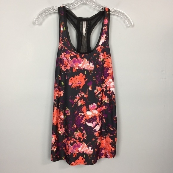 FABLETICS Mosa Tank Top in Impasto Floral Print - Picture 3 of 11